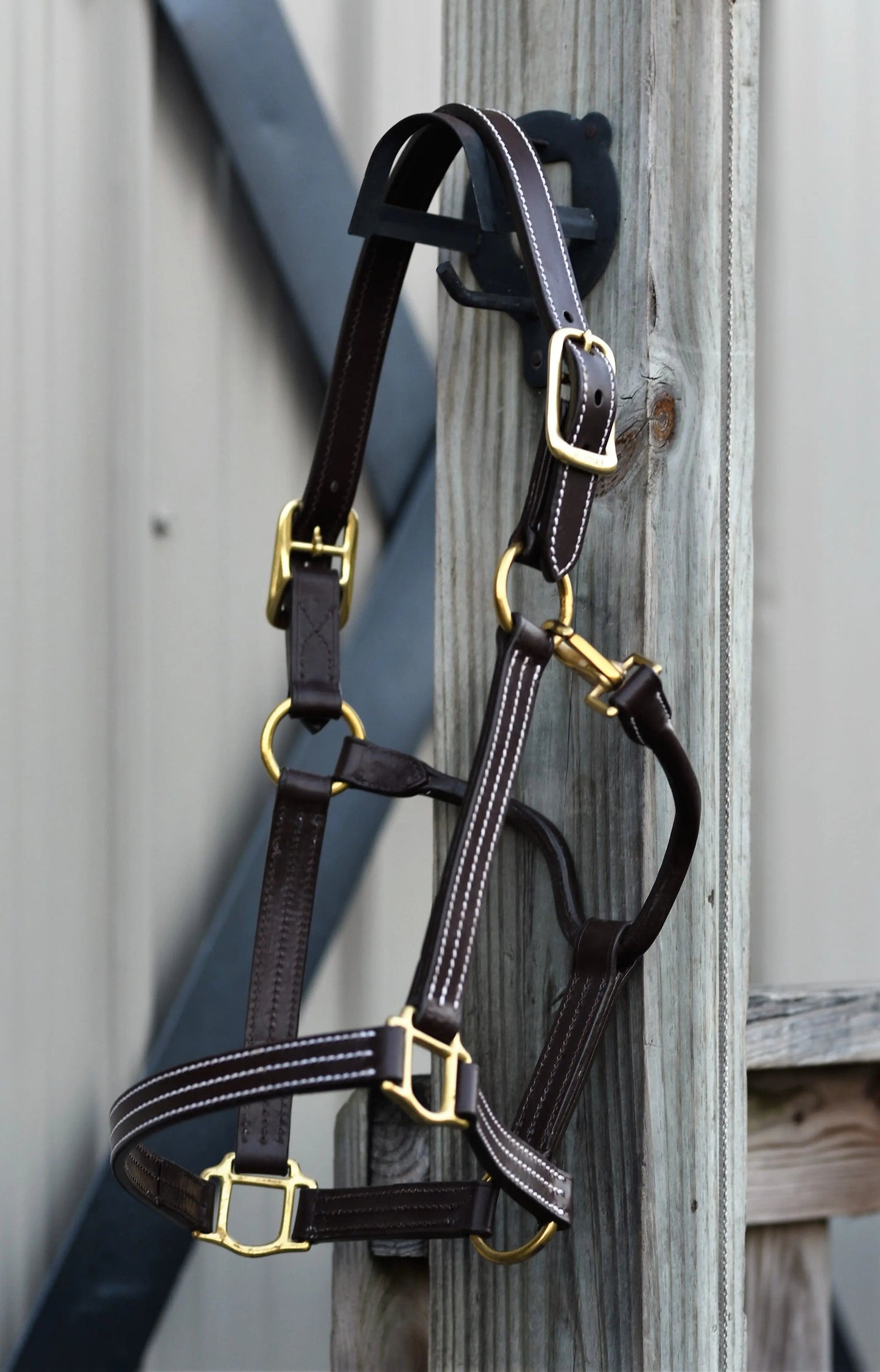 heavy duty leather horse halter reinforced stitching for long term use