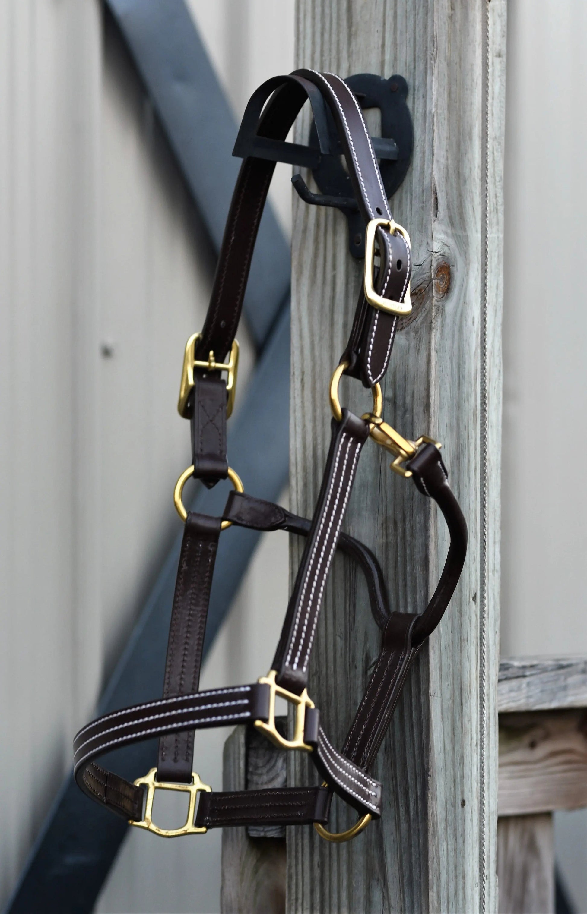 heavy duty leather horse halter reinforced stitching for long term use