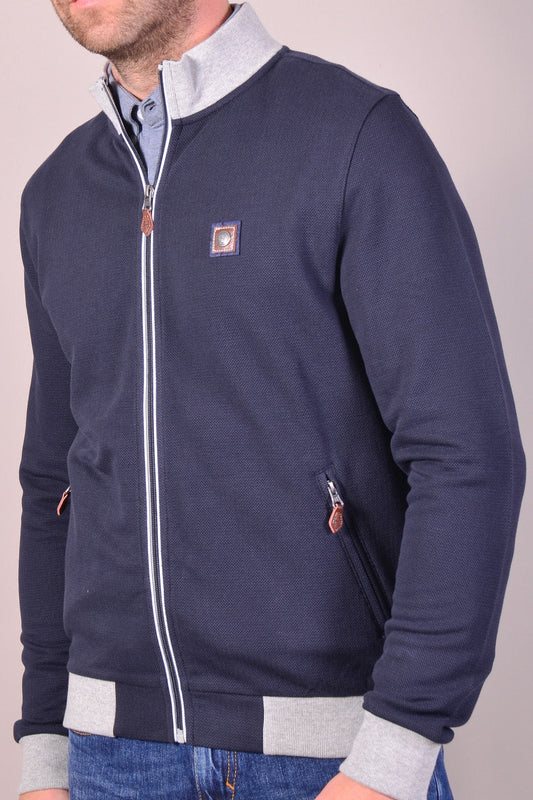Stanley zip up