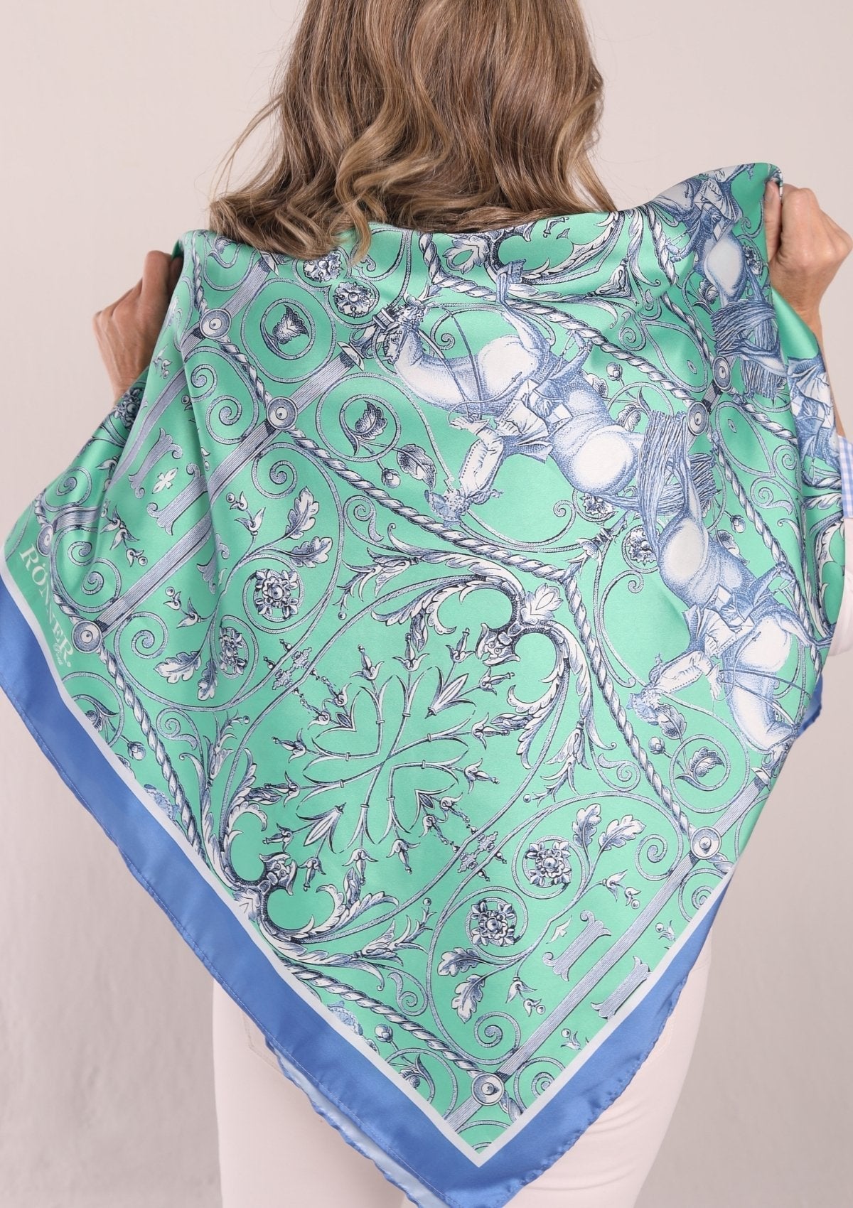 The Cavalleria Scarf